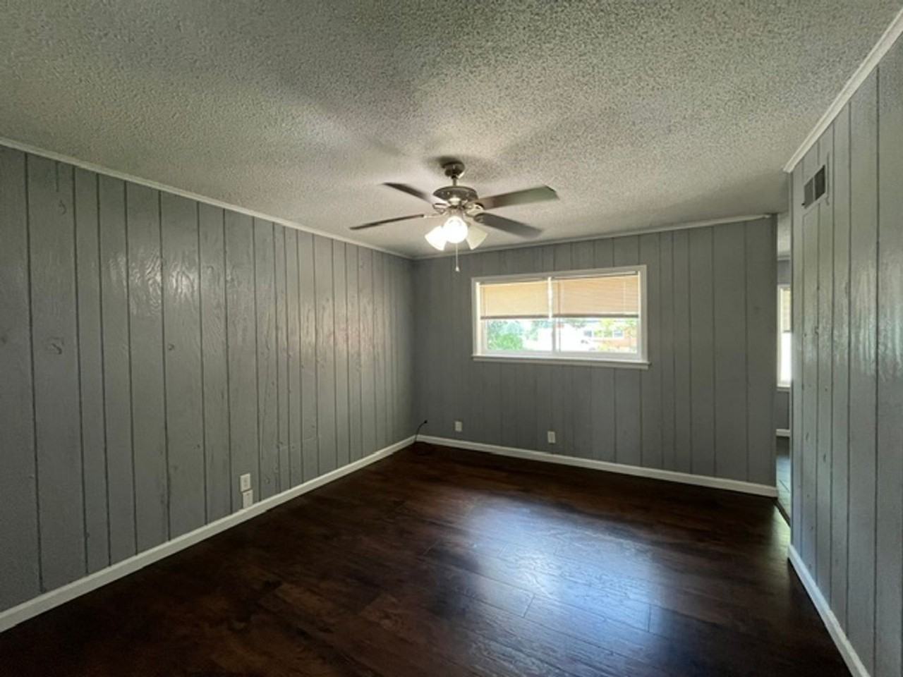 7917 Southaven Cir W - Photo 3 of 13