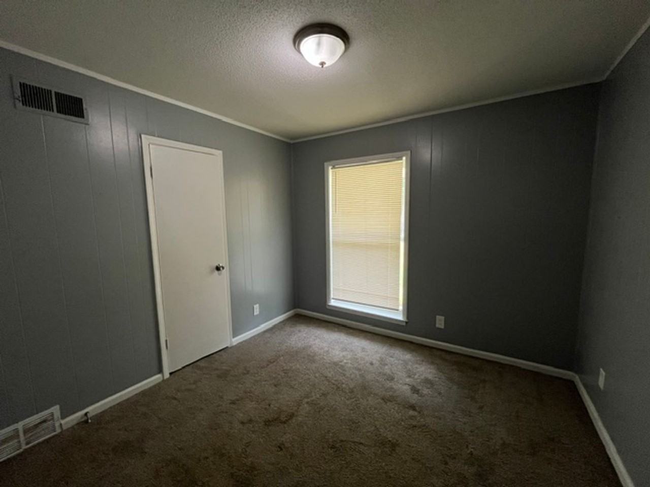 7917 Southaven Cir W - Photo 6 of 13