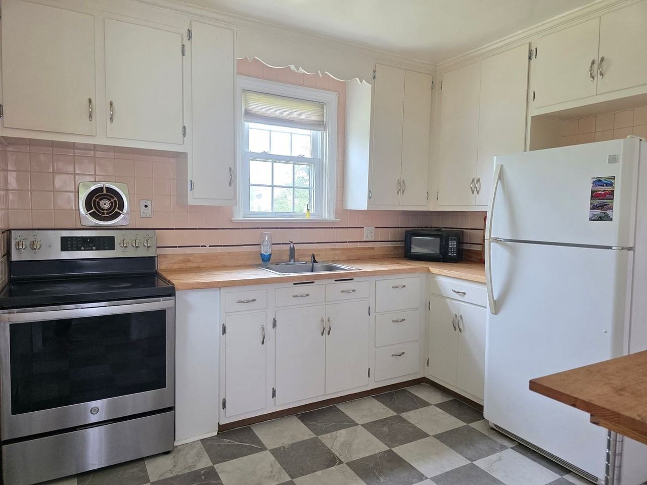 5 Imperial Dr - Photo 6 of 13