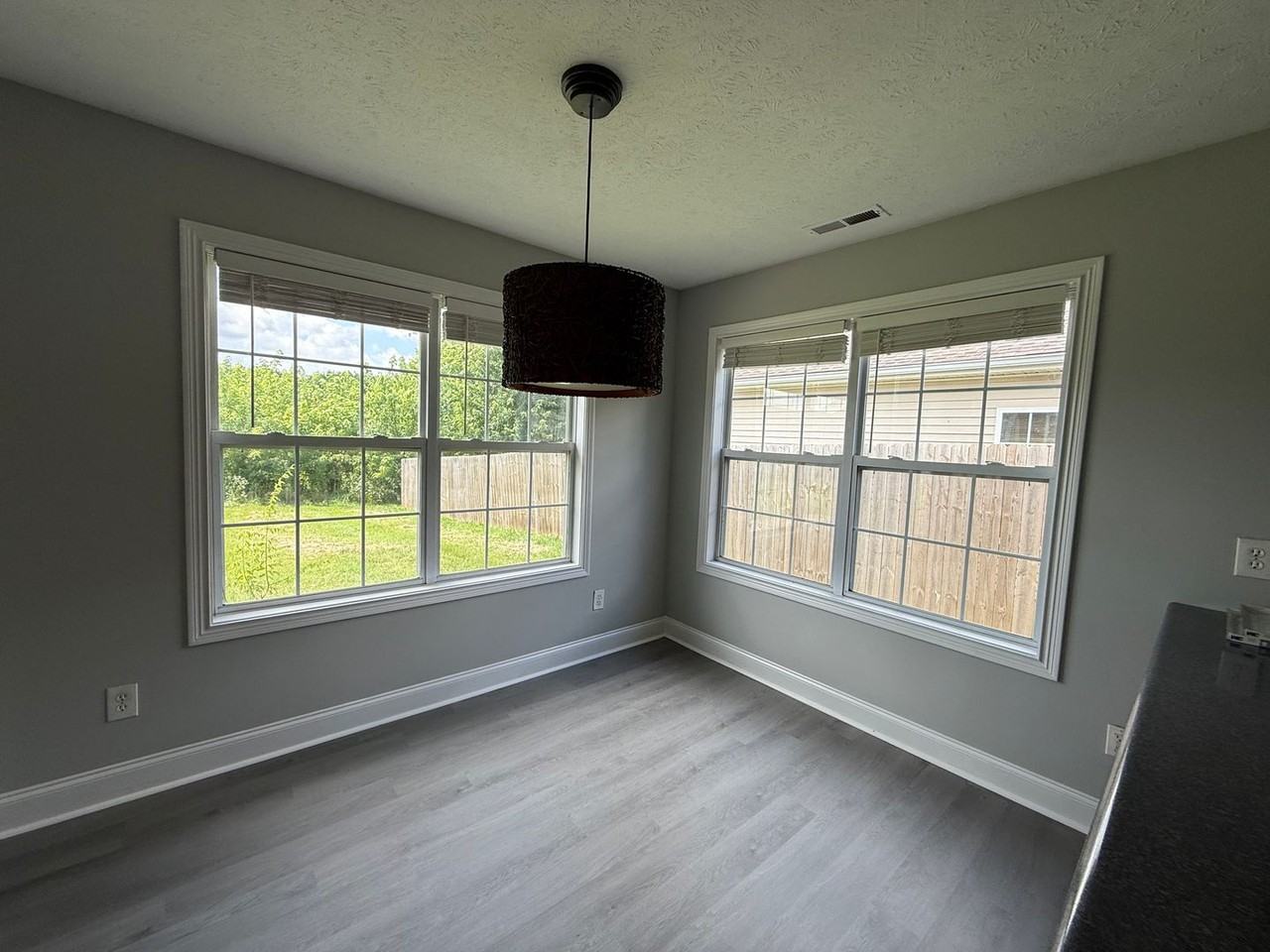 474 Hilton Way - Photo 4 of 13