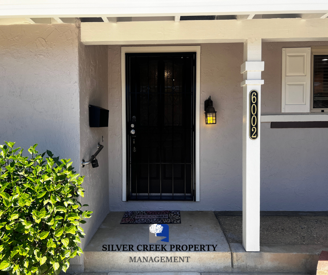 6002 Paxton Ct - Photo 2 of 40