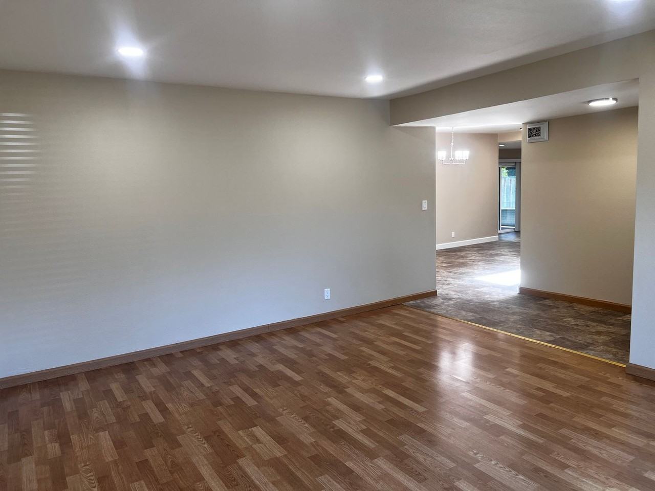 6002 Paxton Ct - Photo 4 of 40