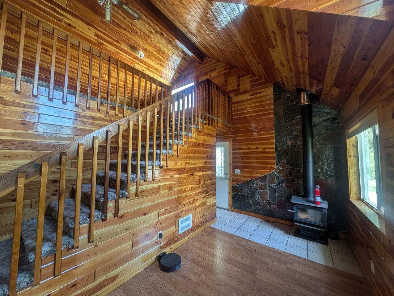 31 Elmes Dr - Photo 6 of 30