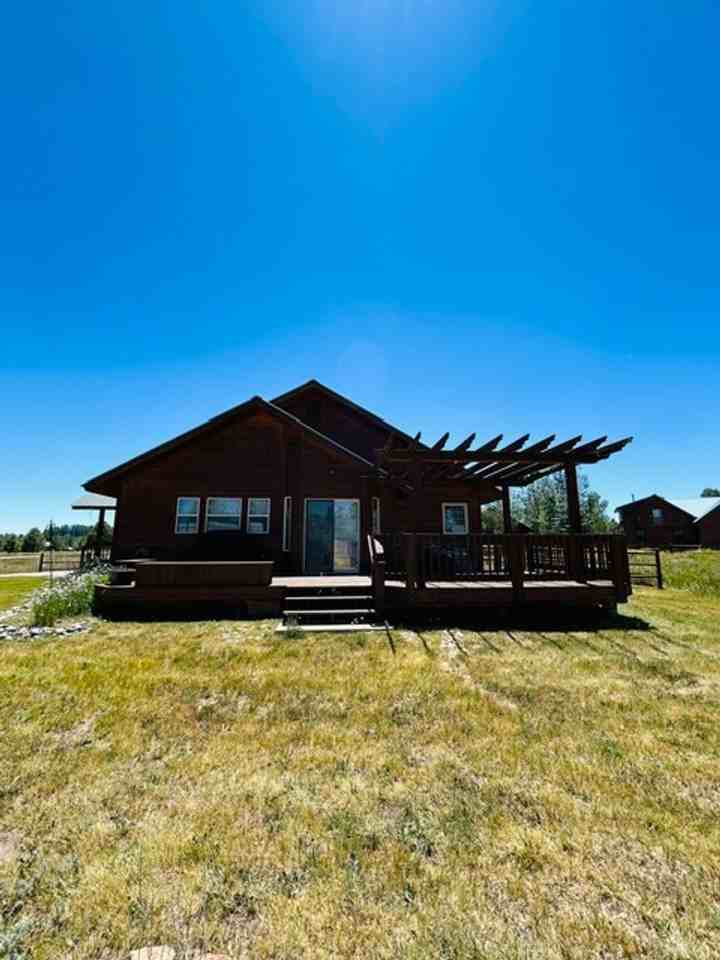 40 Saturn Dr - Photo 3 of 15
