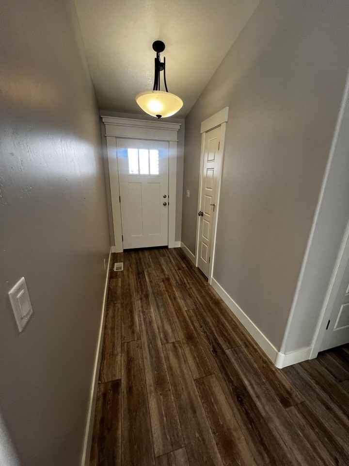 5034 Jake Ave - Photo 7 of 19