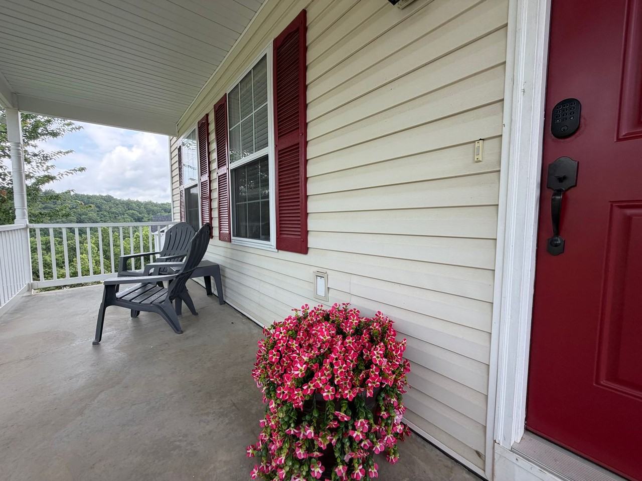 17125 Lensman Rd - Photo 3 of 37