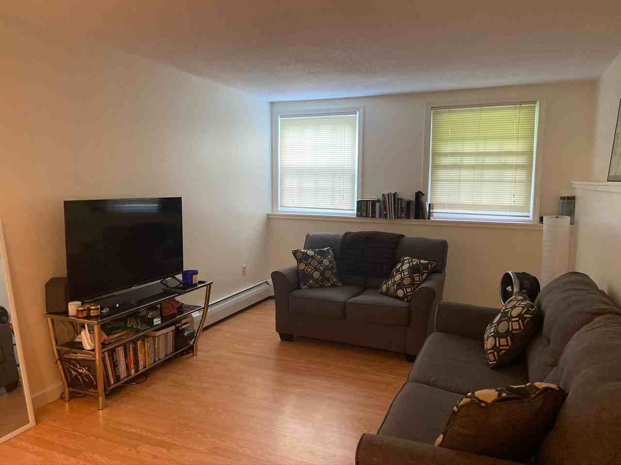 30 Wolf Rd #505 - Photo 2 of 5
