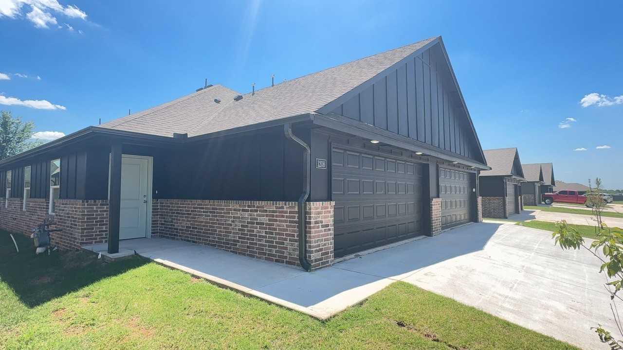 1208 Nw 113th St