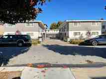 435 Walnut - Photo 1 of 1