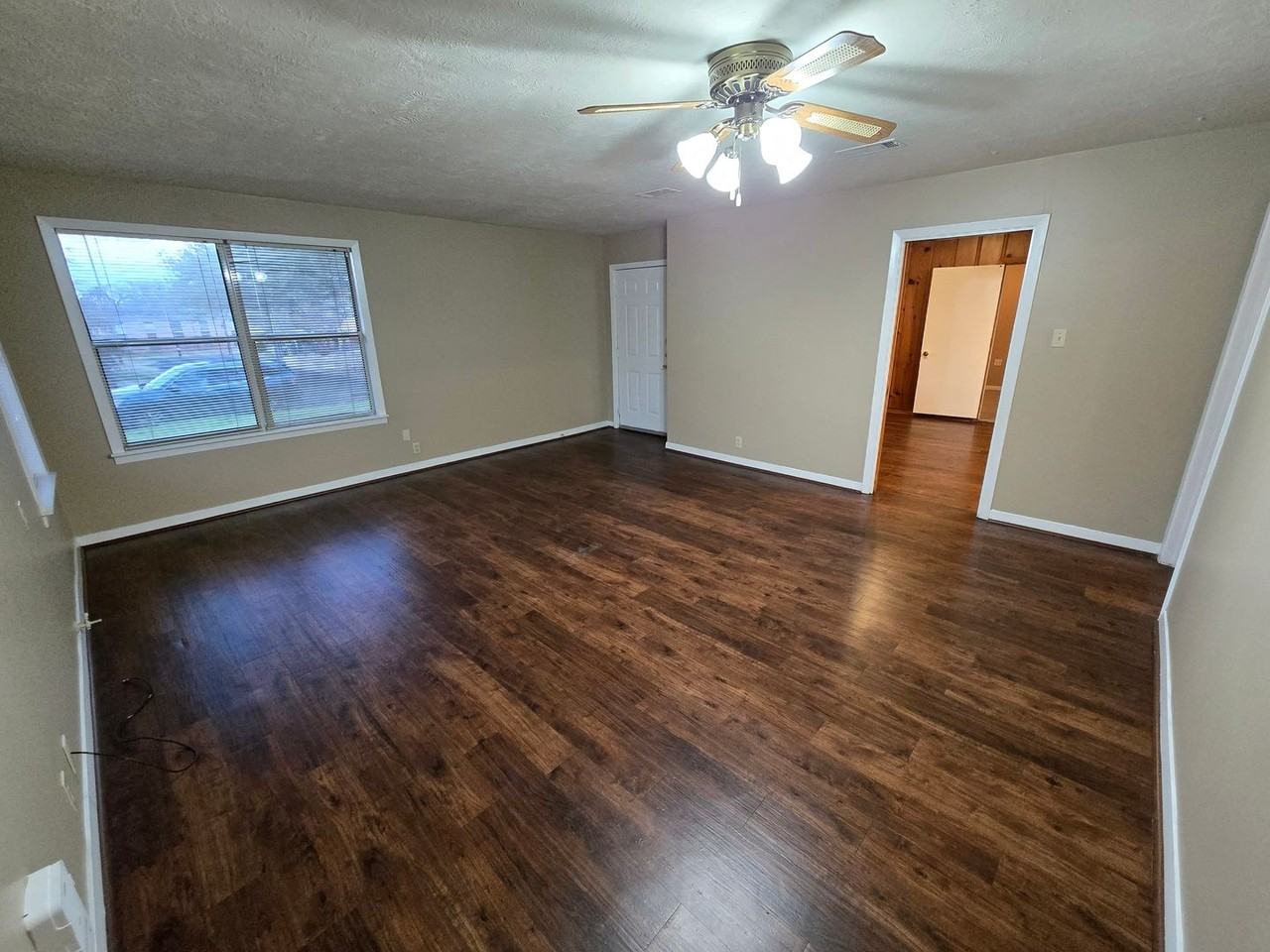 107 Helena St - Photo 7 of 22
