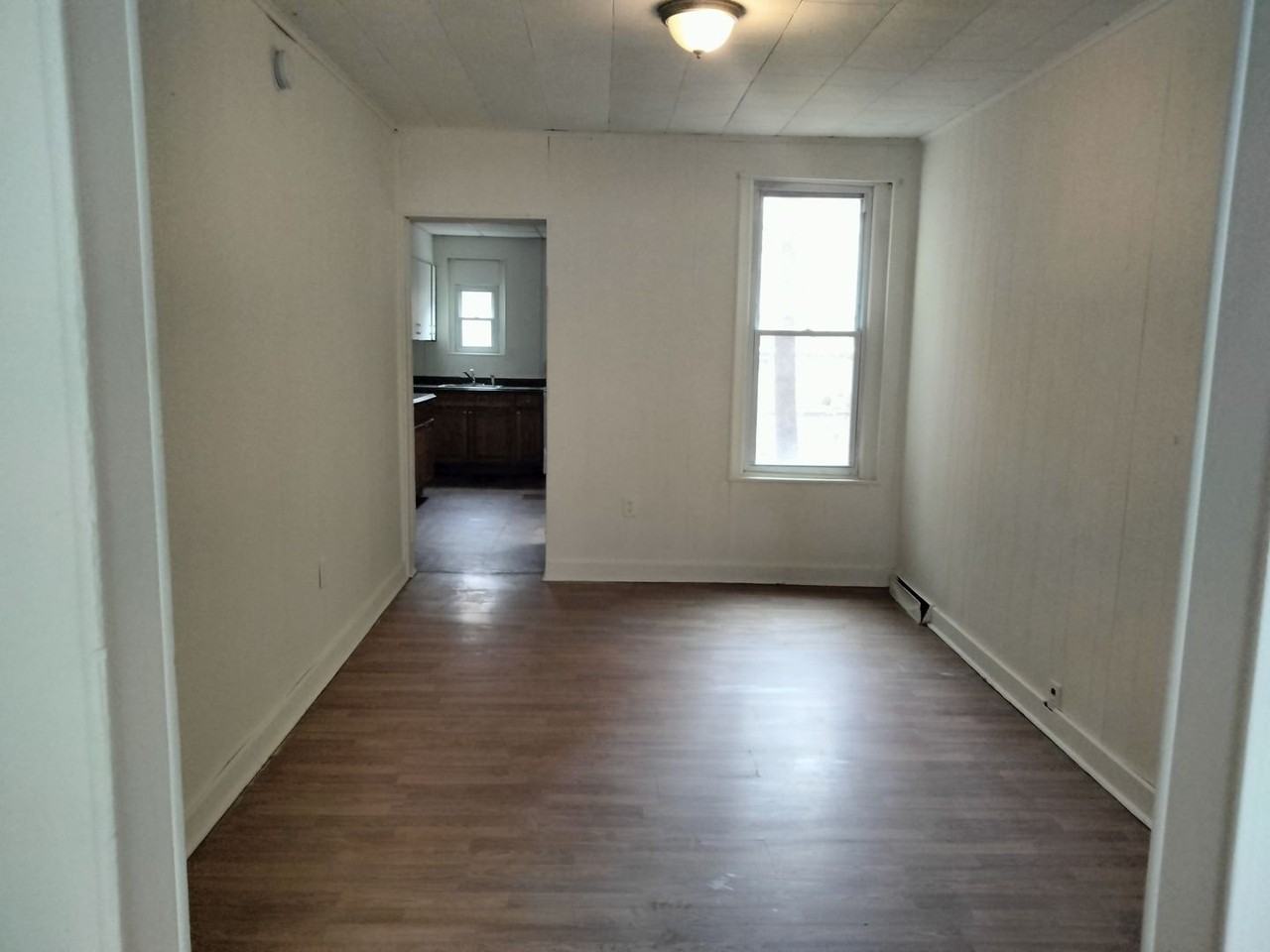 530 N Fountain St - Photo 6 of 17