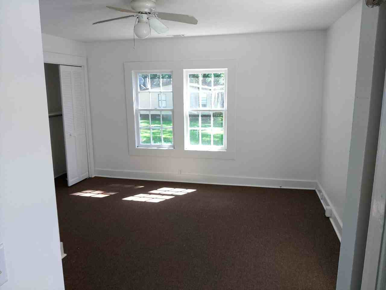 602 Bryant St - Photo 7 of 10