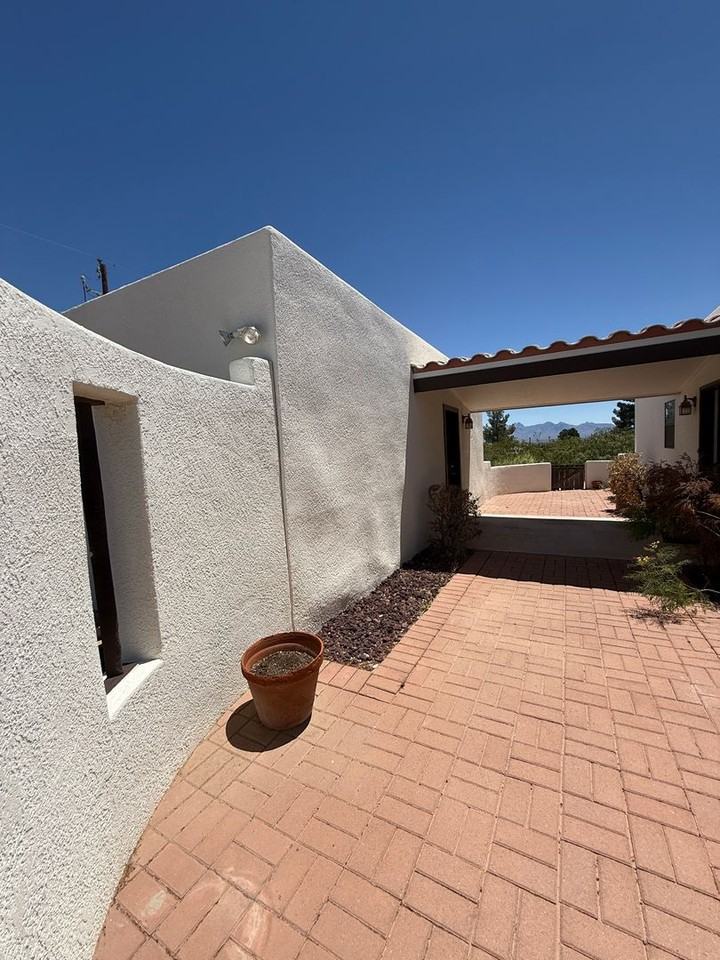 6529 Justin Ln - Photo 2 of 28