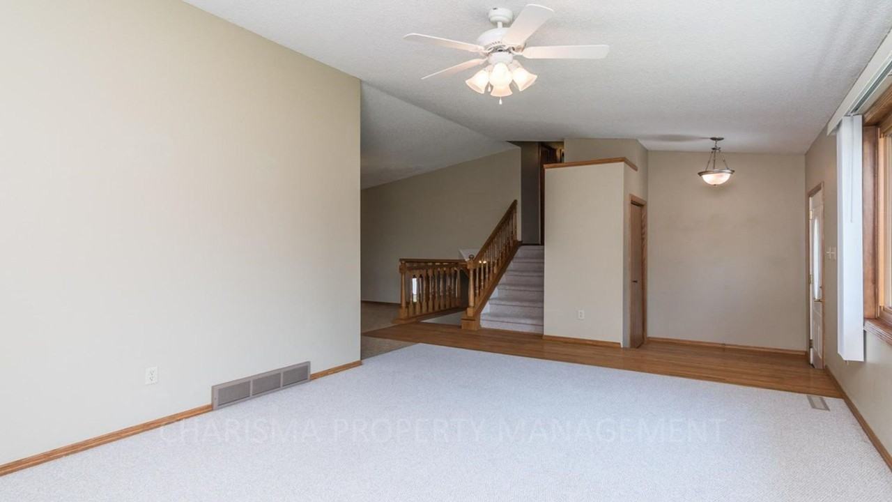 4608 E Blazewood Dr - Photo 5 of 31