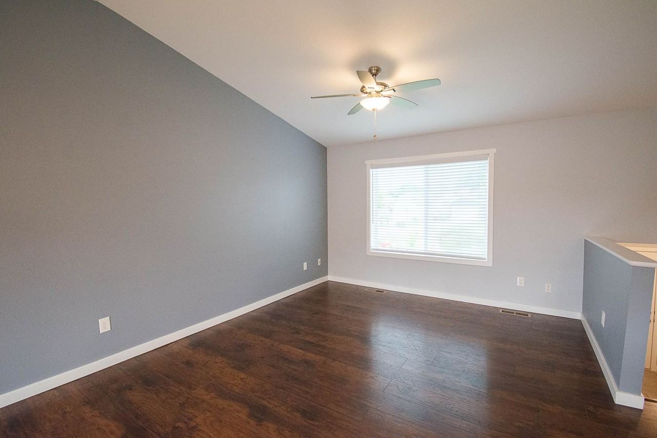 4271 Trumpeter Dr Se - Photo 4 of 28