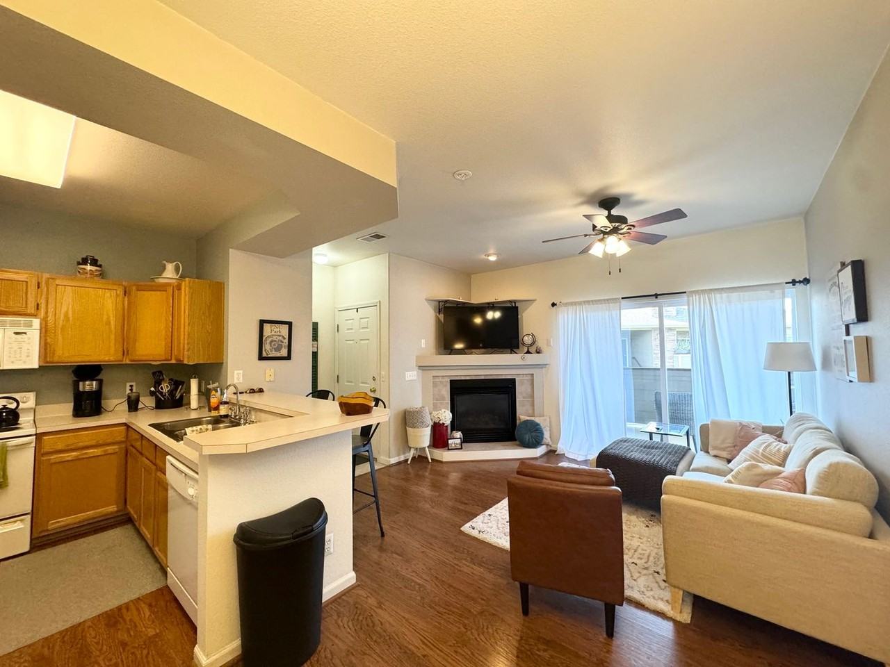 4545 Wheaton Dr #H320 - Photo 4 of 17