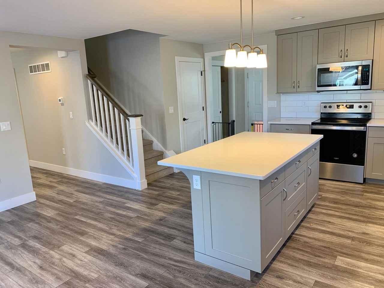 655 Sheridan Ave - Photo 2 of 12