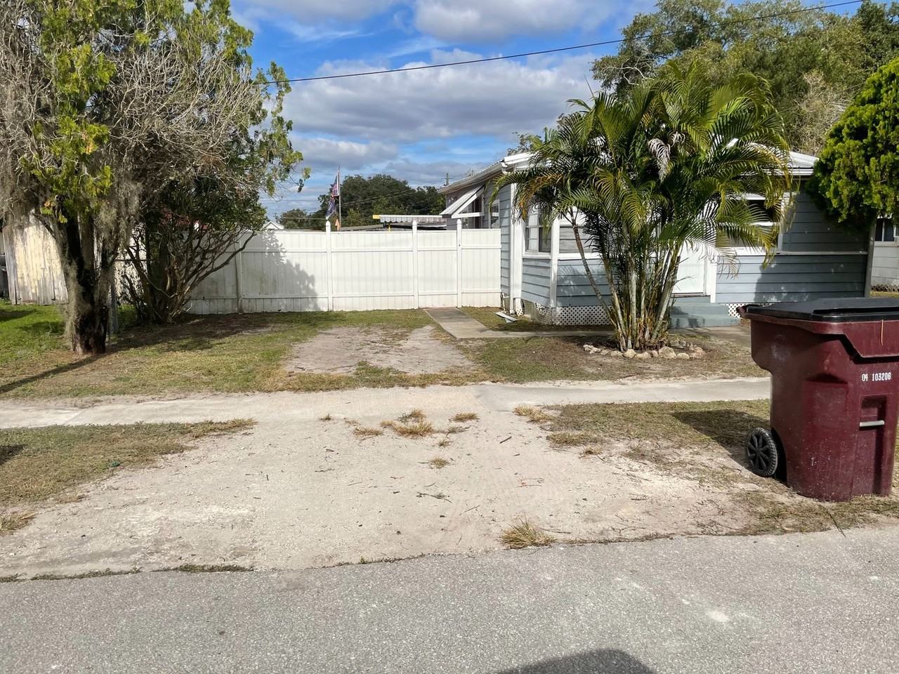 1012 8th St - Photo 2 of 21
