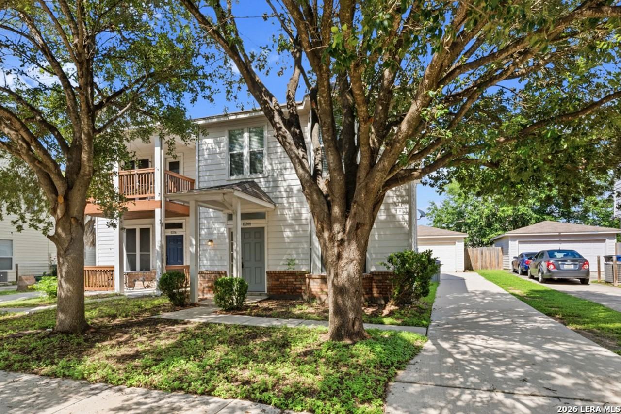 10208 Lateleaf Oak - Photo 2 of 26