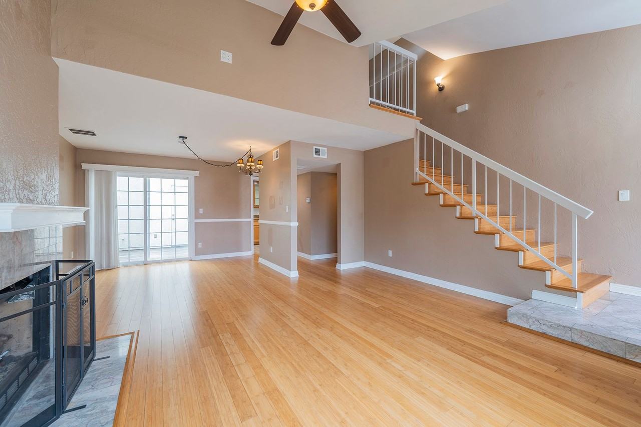 2410 Voorhees Ave - Photo 3 of 31