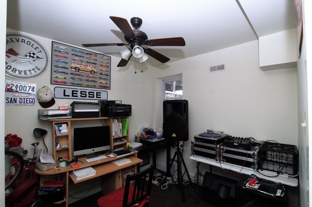 2911 W Girard Ave - Photo 3 of 7