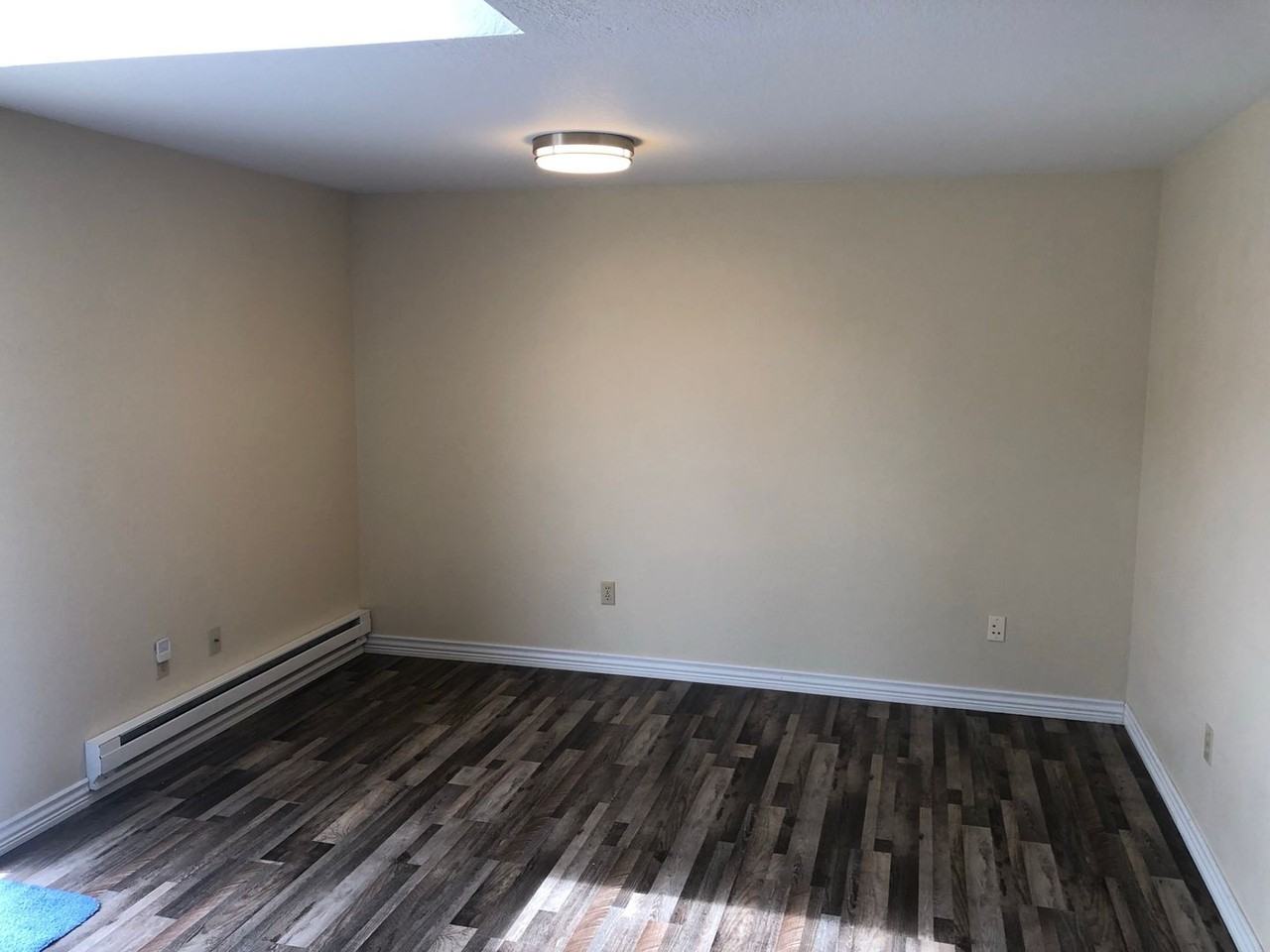 1309 34th St - Photo 6 of 17