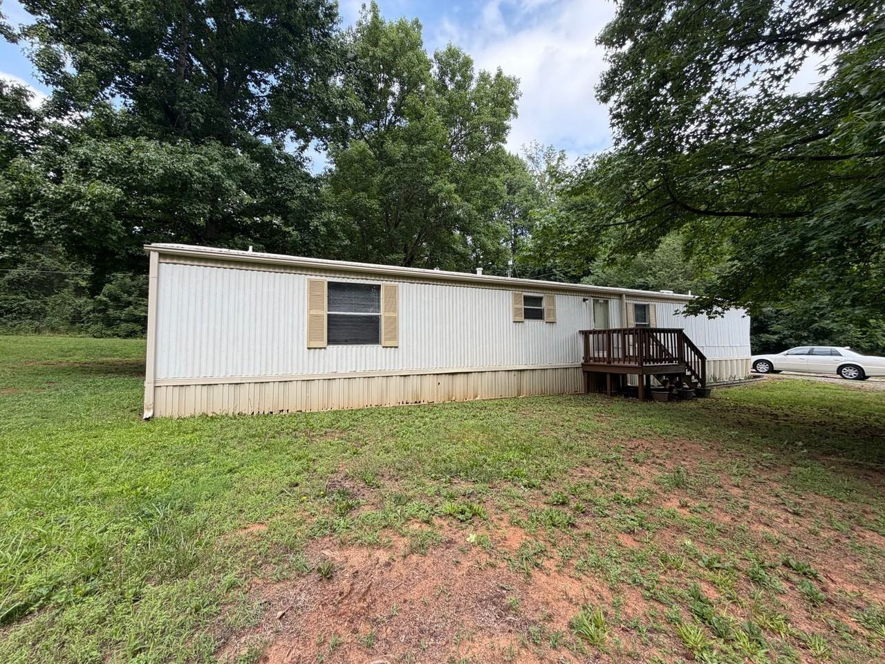 3245 Wilkesboro Hwy - Photo 2 of 12