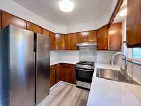 2428 - 2430 Clearview Avenue - Photo 1 of 1