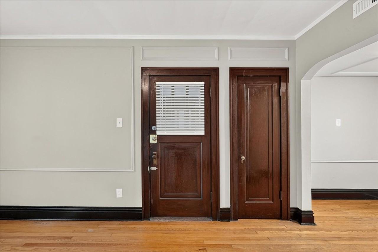 1949 Alfred Ave - Photo 5 of 30