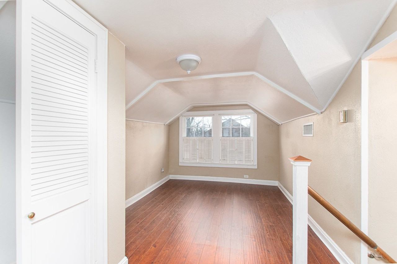 1206 N 5th St - Photo 4 of 37