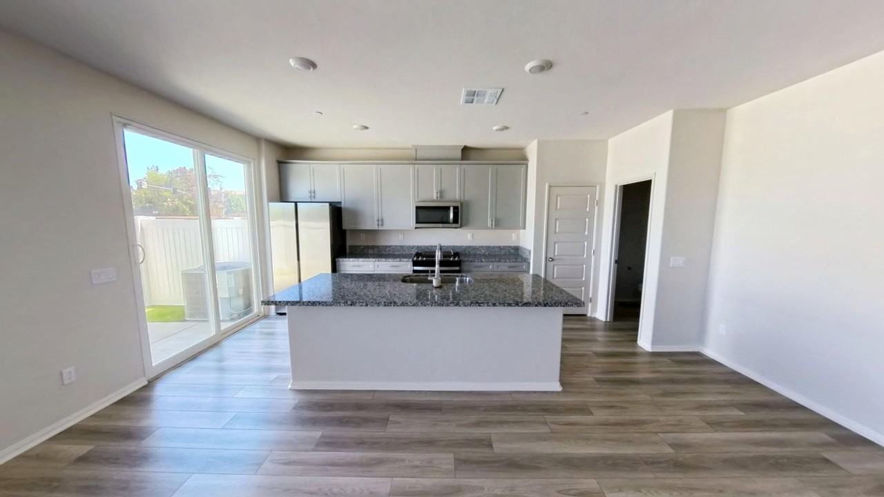 40186 Birchfield Dr #170 - Photo 6 of 30