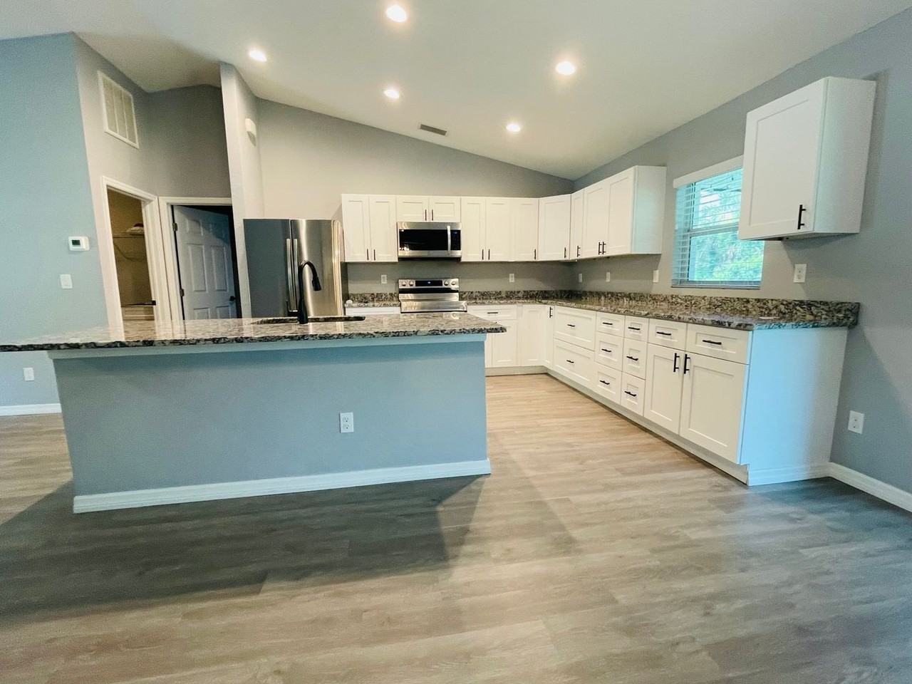 19035 Wilton Ave - Photo 6 of 17