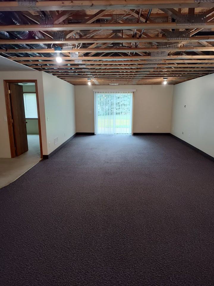 6350 10th St N - Photo 5 of 25