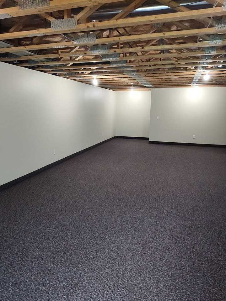 6350 10th St N - Photo 6 of 25