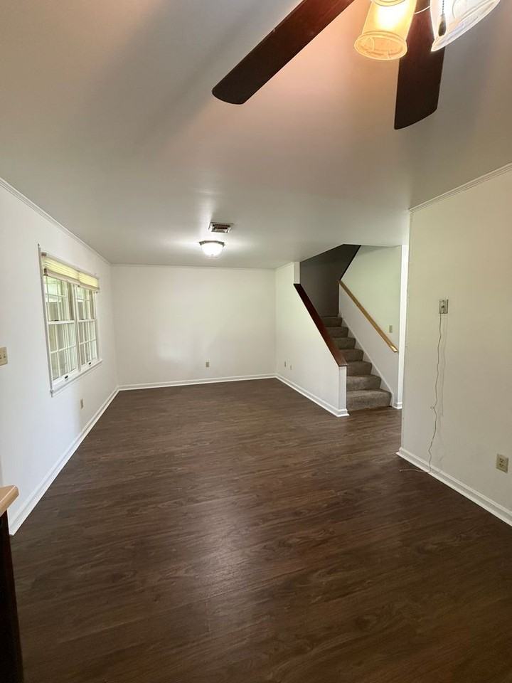 114 Minnich Rd - Photo 5 of 17