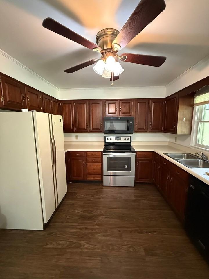114 Minnich Rd - Photo 6 of 17
