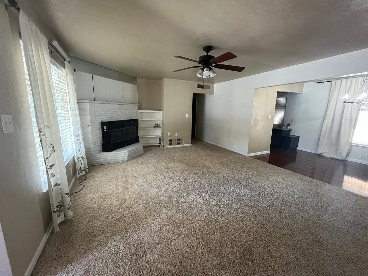 1406 W Howard Ave - Photo 3 of 25