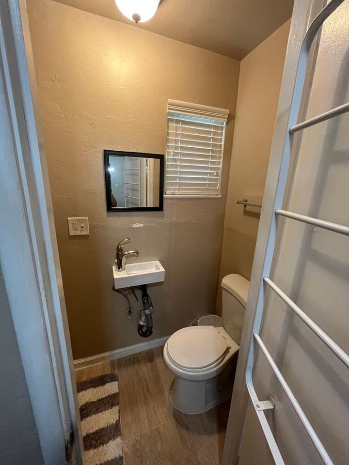 1406 W Howard Ave - Photo 7 of 25