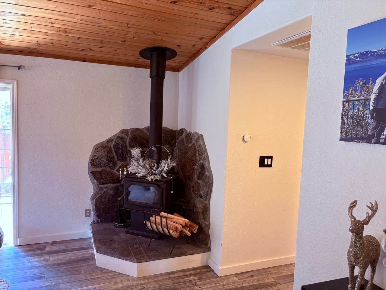 952 Kekin St - Photo 3 of 14