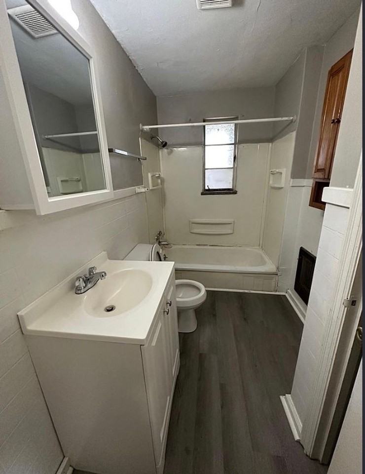 404 Maryland Ave - Photo 3 of 4