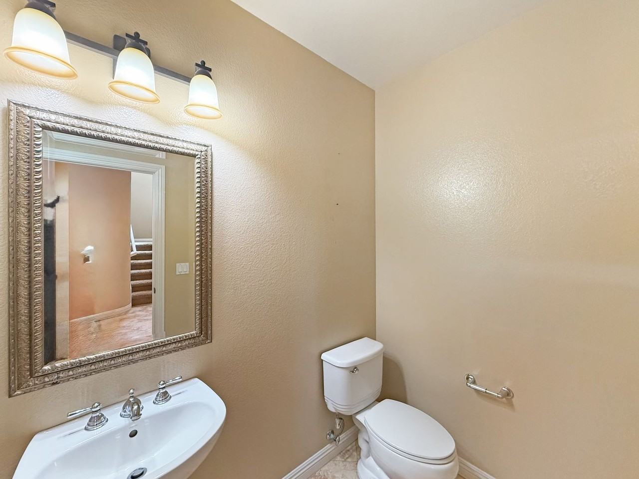 8404 Katherine Claire Ln - Photo 7 of 19