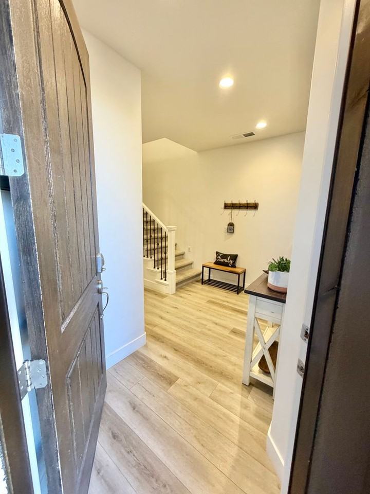 4802 N Winged Foot Dr - Photo 4 of 38