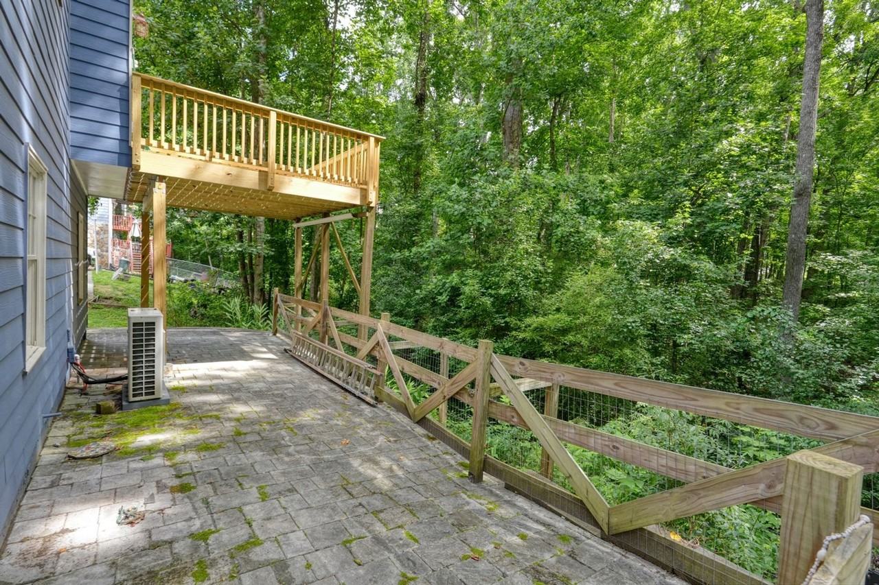 2245 Mills Wood Run - Photo 5 of 32