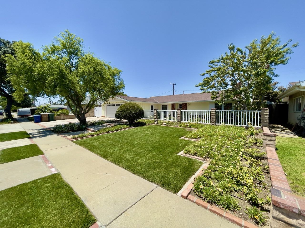 1935 Hobart Dr #NA - Photo 2 of 37