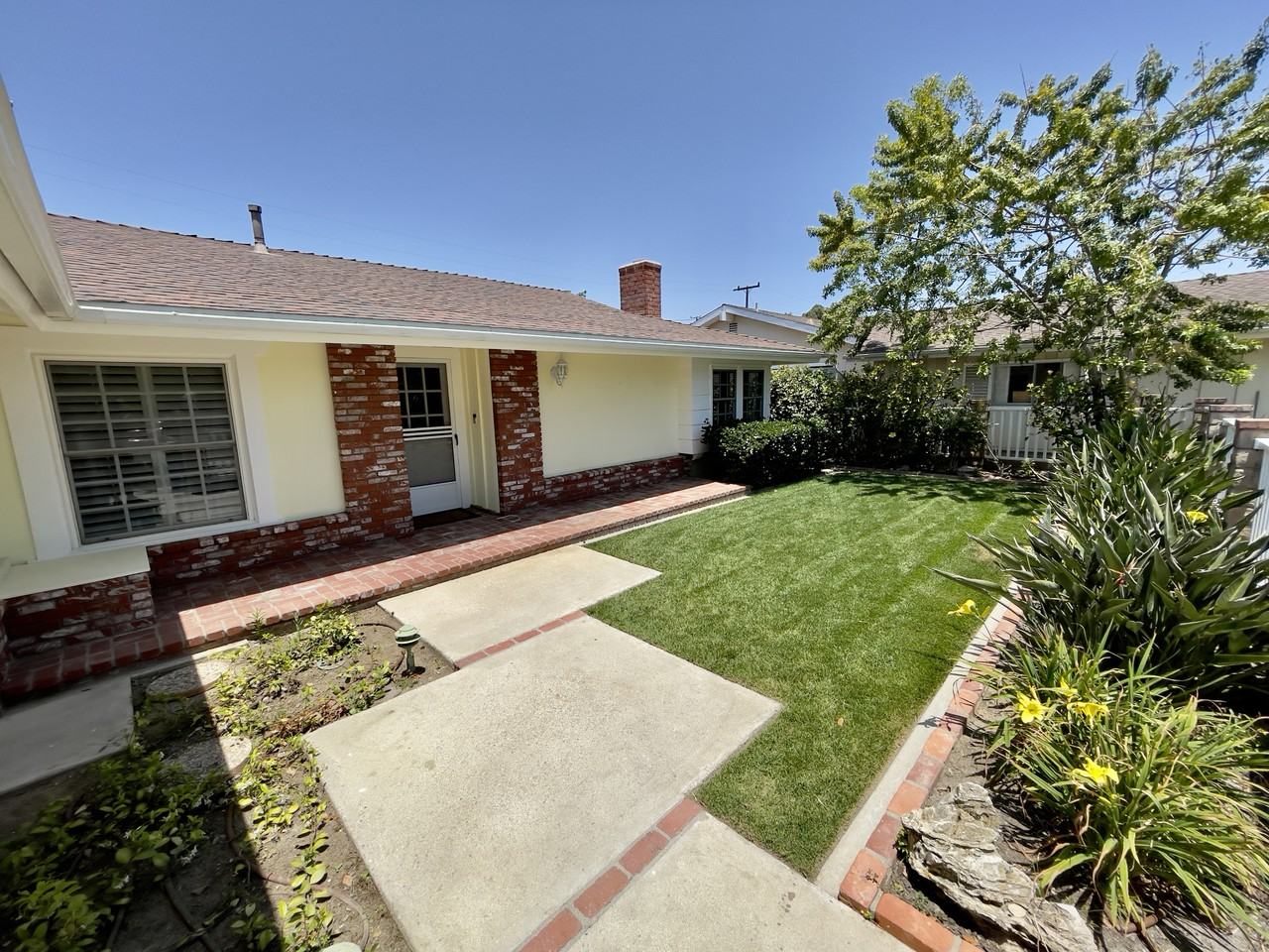 1935 Hobart Dr #NA - Photo 5 of 37