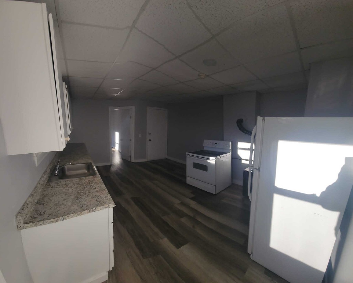 29 Pleasant Pl - Photo 3 of 11