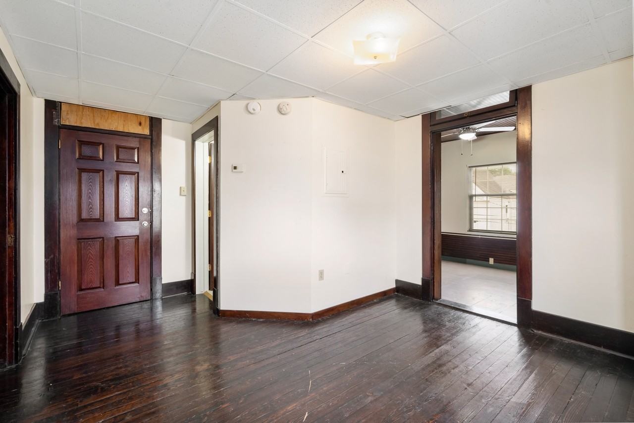 531 Main Street - Photo 3 of 13