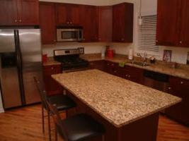 featured image of 1528 W Greenleaf Ave #1E