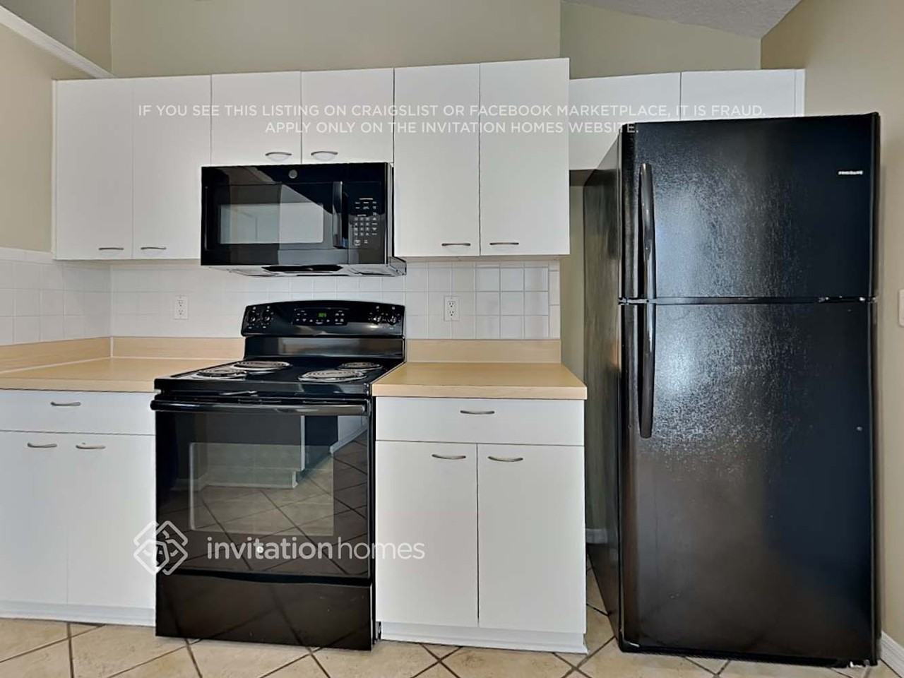 1318 Lake Idamere Blvd - Photo 5 of 18