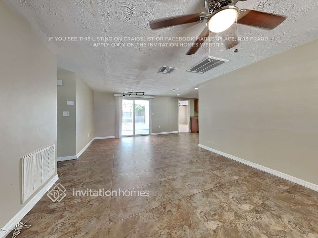 3402 Eisenhower Dr - Photo 4 of 17